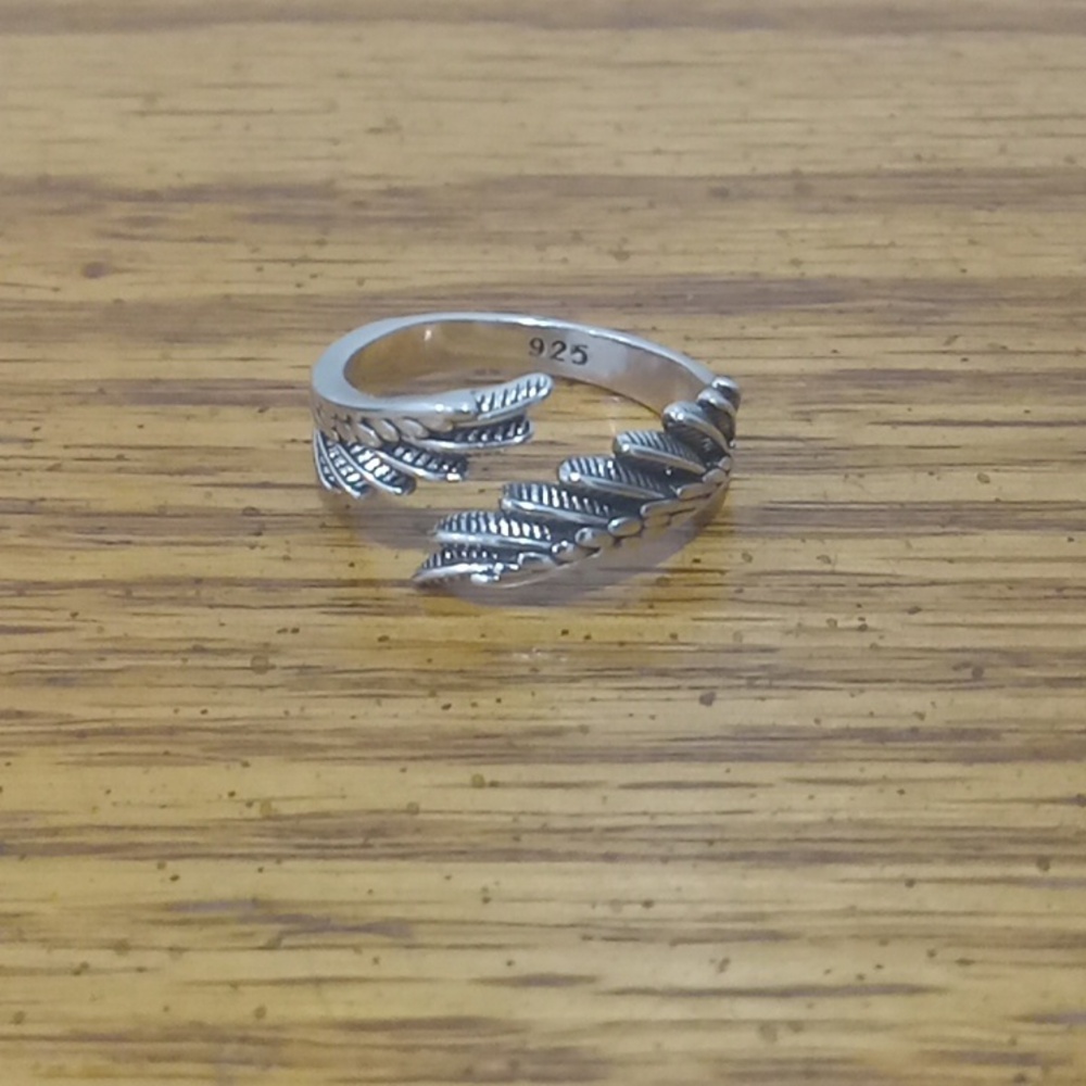 Sterling silver wings ring (Adjustable) - Picture 2 of 4